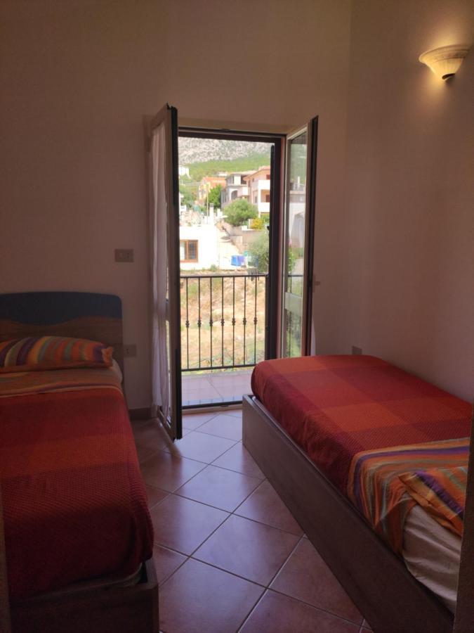Appartamento Mirto Cala Gonone Exteriör bild