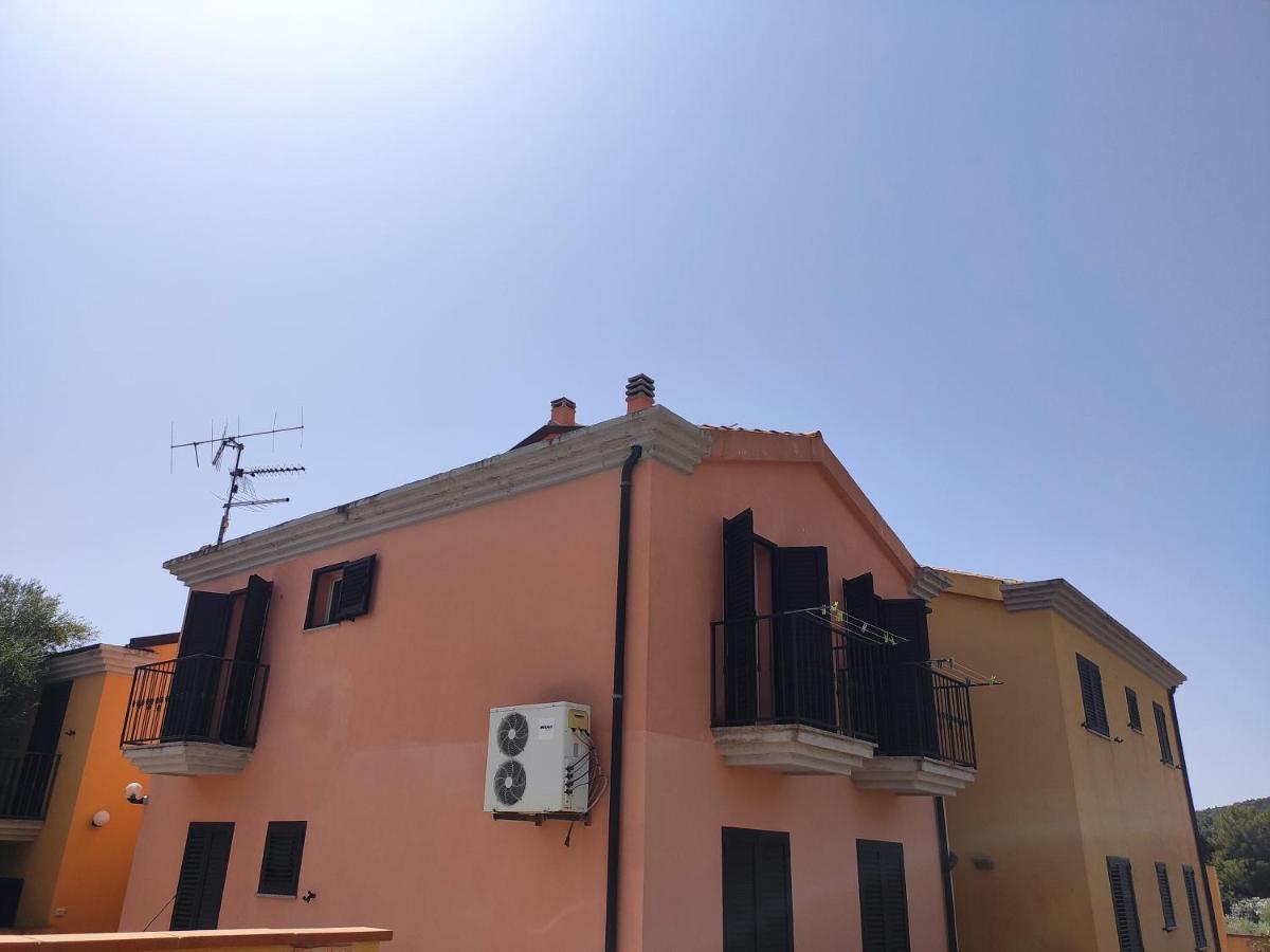 Appartamento Mirto Cala Gonone Exteriör bild