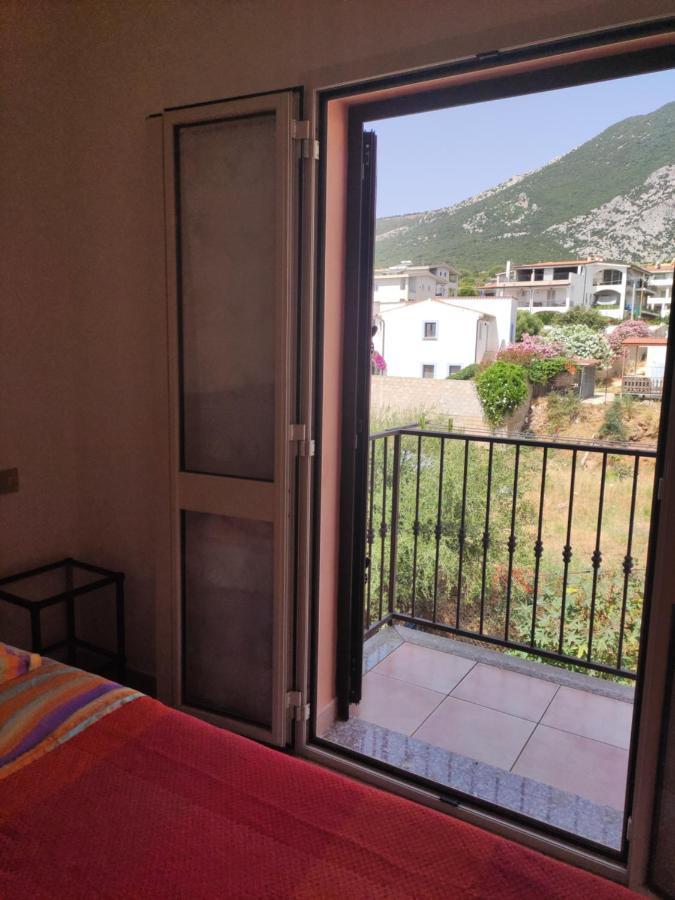Appartamento Mirto Cala Gonone Exteriör bild